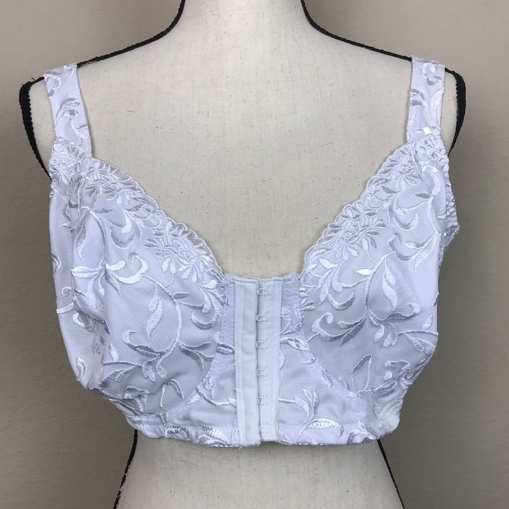 NWOT Valmont Front Closure Bra 44D Wireless No Padding